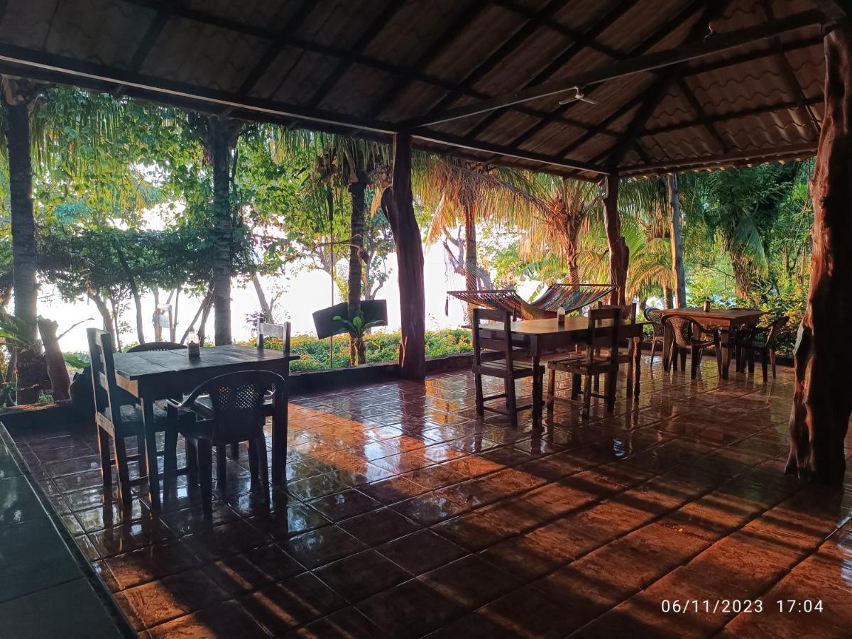Hostel La Gloria Ometepe エクステリア 写真