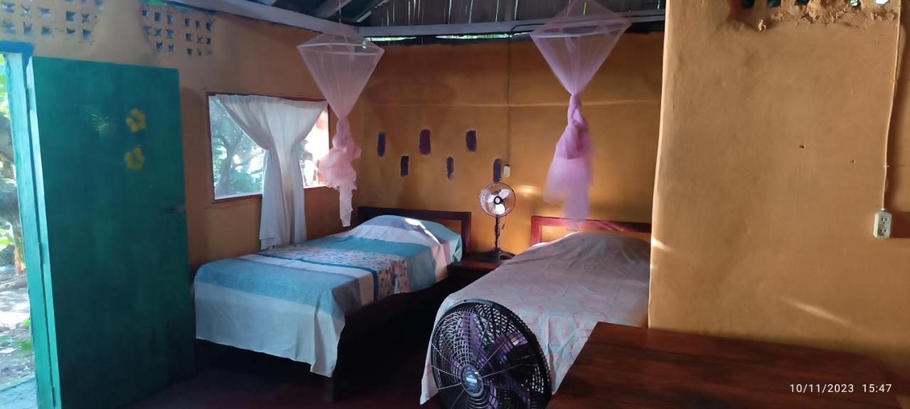 Hostel La Gloria Ometepe エクステリア 写真