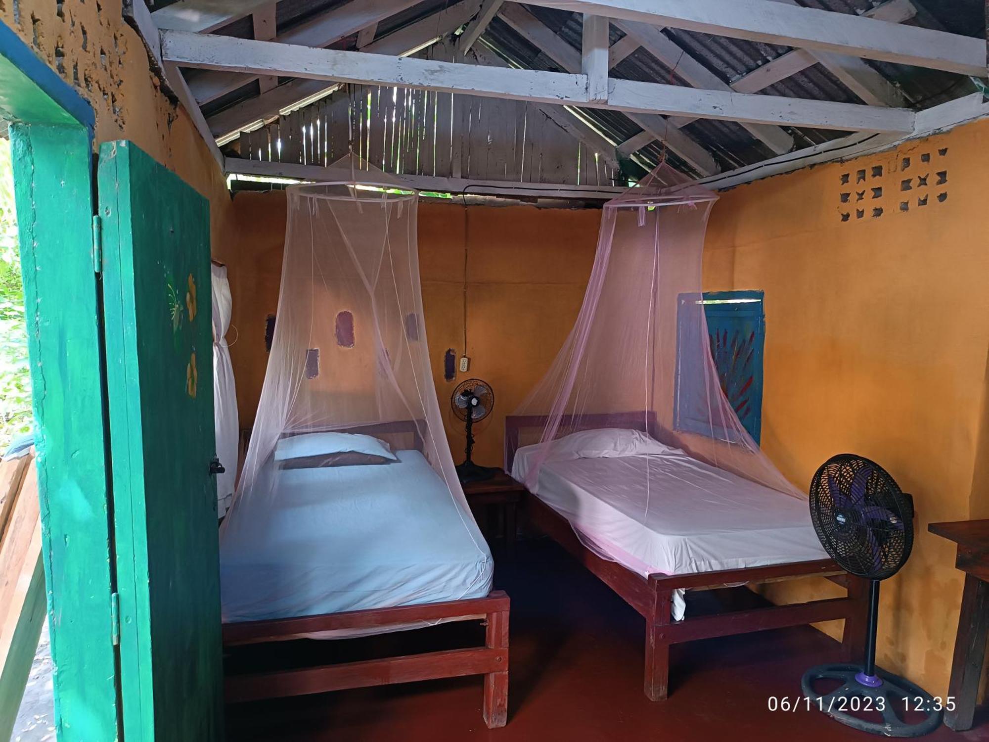 Hostel La Gloria Ometepe エクステリア 写真